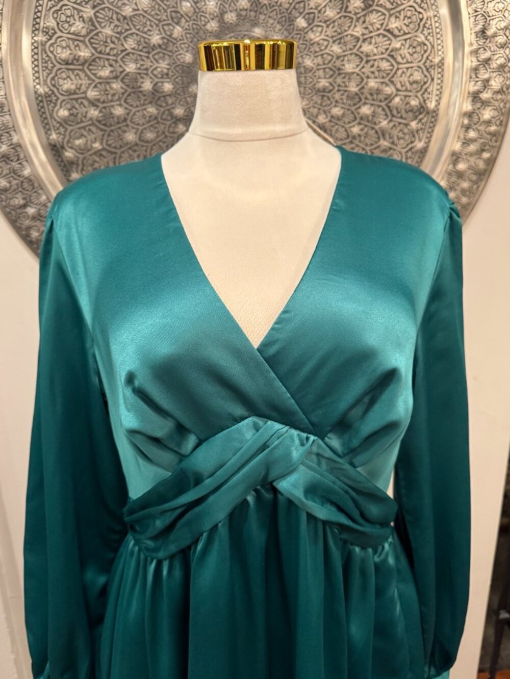 Anthropologie Nikasha Embroidered Satin Dress XL NWT Plus Accessories Bundle - Picture 6 of 17